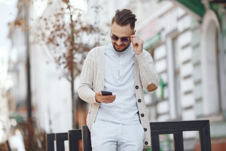 Modne stylizacje casualowe dla mężczyzn