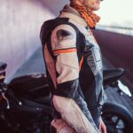Ubrania motocyklowe – jak połączyć bezpieczeństwo z wygodą?